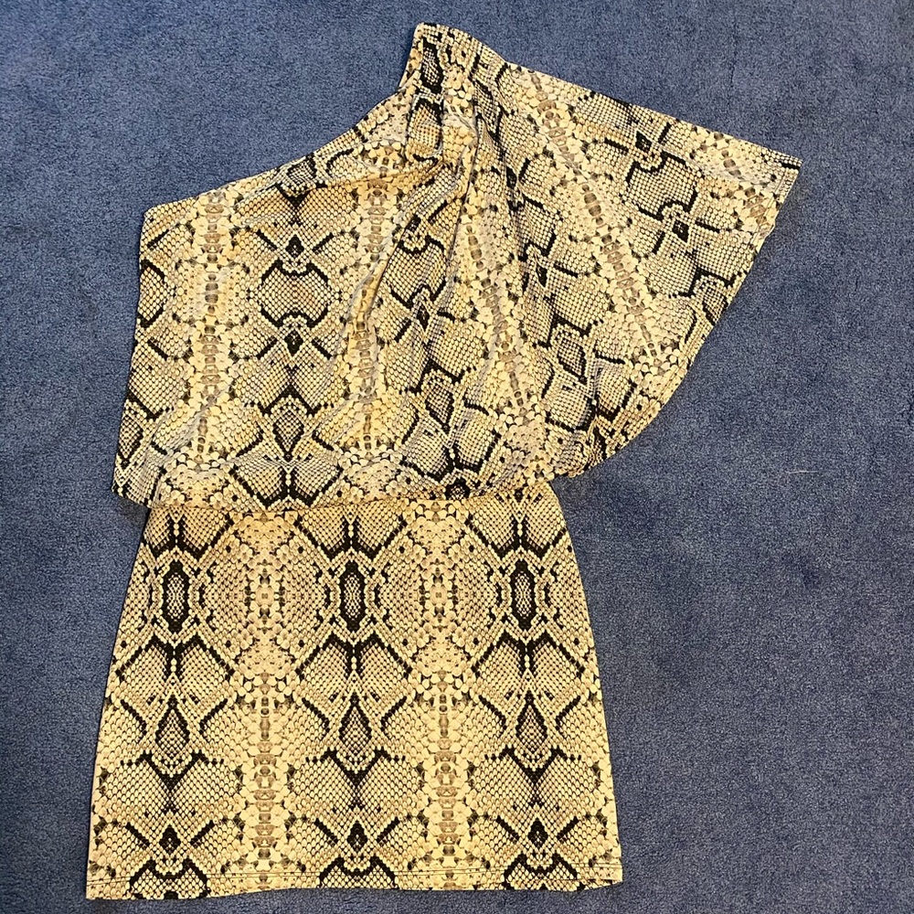 Jessica Simpson one shoulder dress